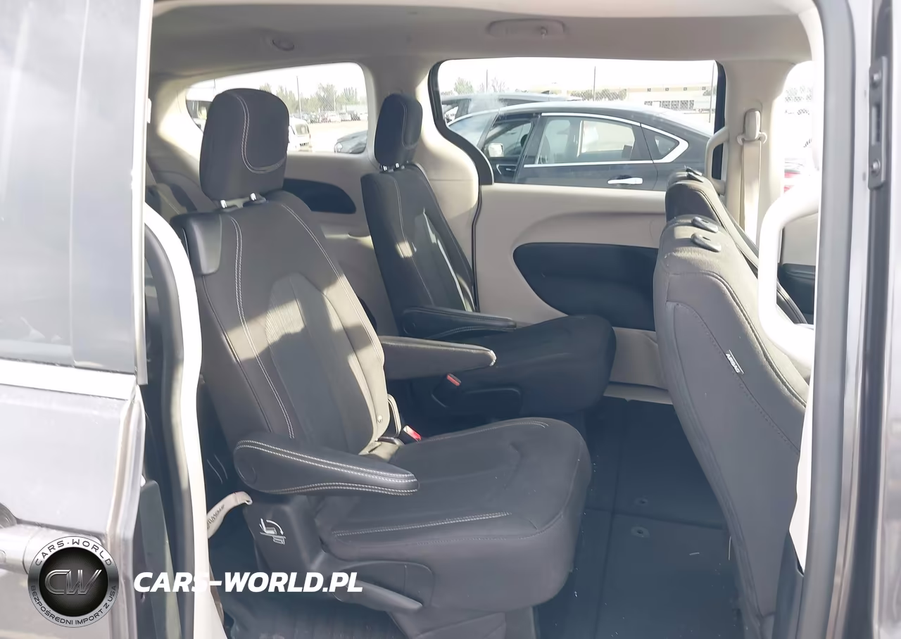 2022 Chrysler Voyager Lx VIN:2C4RC1CG8NR204135 - 8