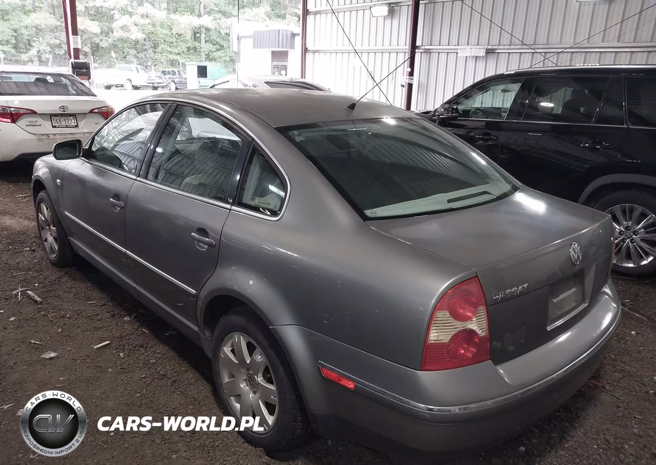 2002 Volkswagen Passat Glx VIN:WVWRH63B92P289633 - 3