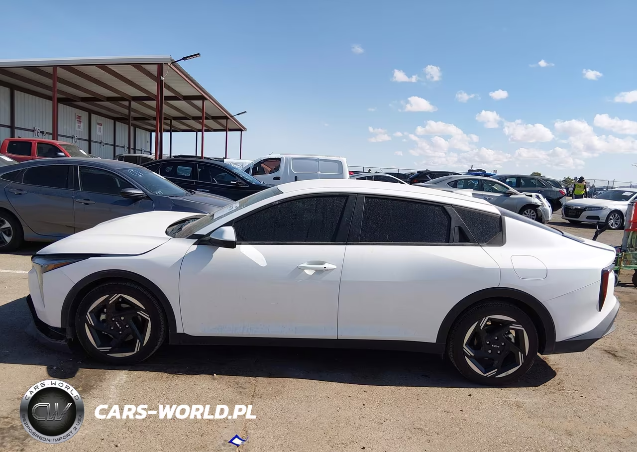 2025 Kia K4 Ex VIN:3KPFU4DE8SE086826 - 14