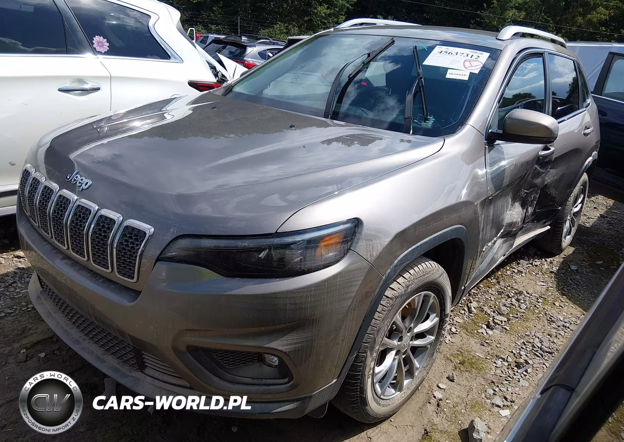 2019 Jeep Cherokee Latitude Plus 4X4 VIN:1C4PJMLB0KD105357 - 2