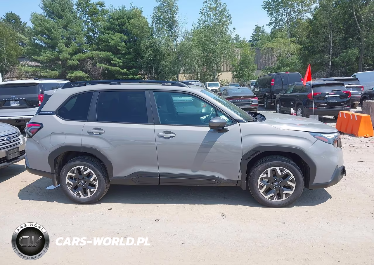 2026 Subaru Forester Premium VIN:4S4SLDD60T3042429 - 13