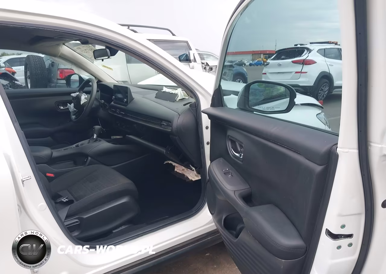2023 Honda Hr-V Awd Lx VIN:3CZRZ2H39PM741689 - 5