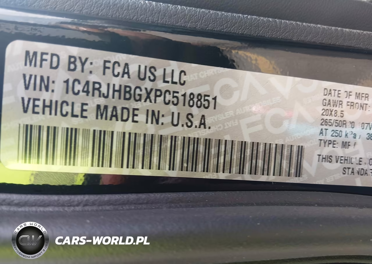 2023 Jeep Grand Cherokee Limited 4X4 VIN:1C4RJHBGXPC518851 - 9