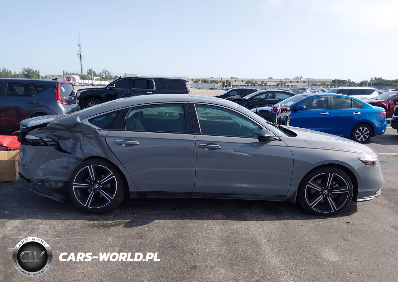 2025 Honda Accord Hybrid Sport VIN:1HGCY2F57SA074065 - 13