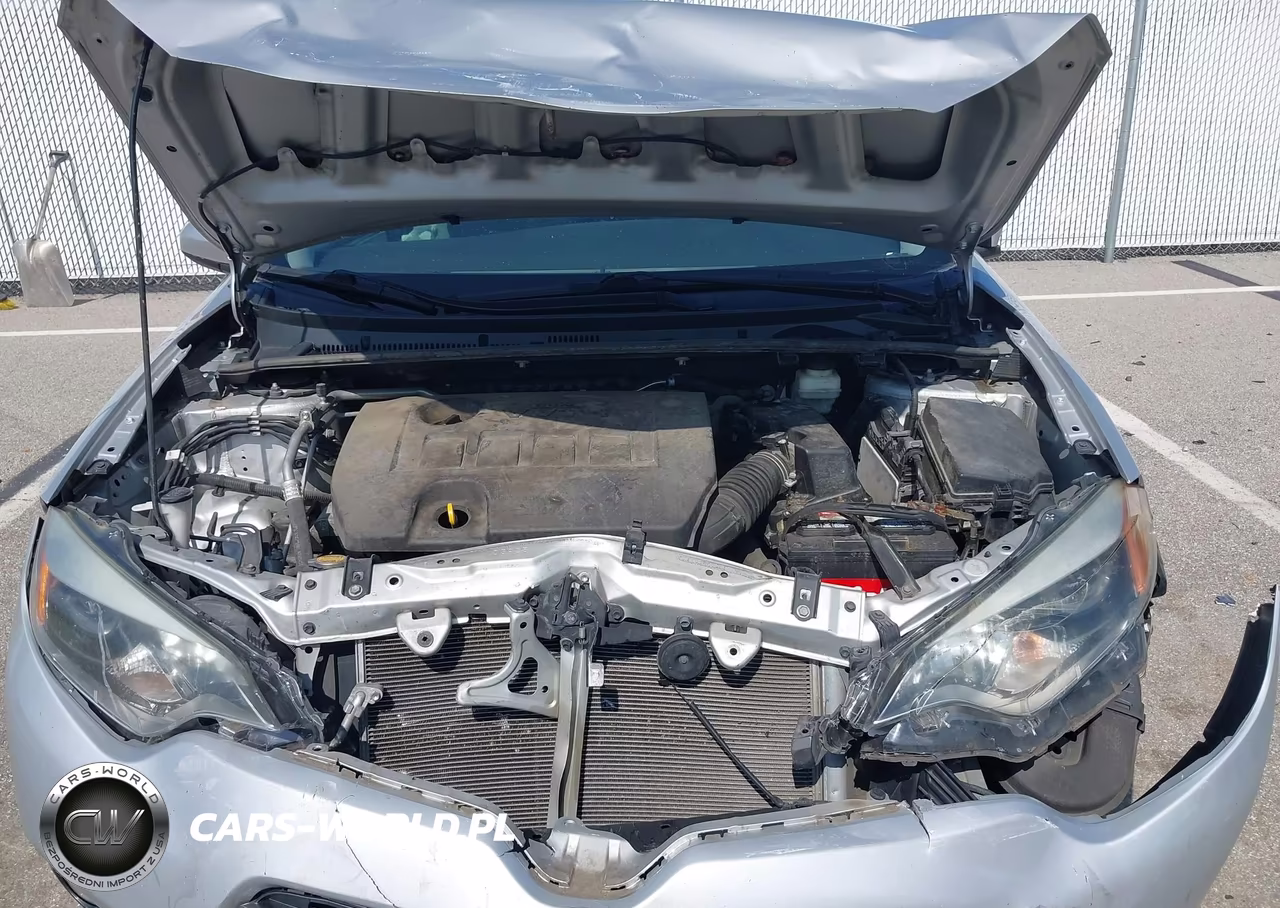 2015 Toyota Corolla Le Plus VIN:5YFBURHE8FP229462 - 10