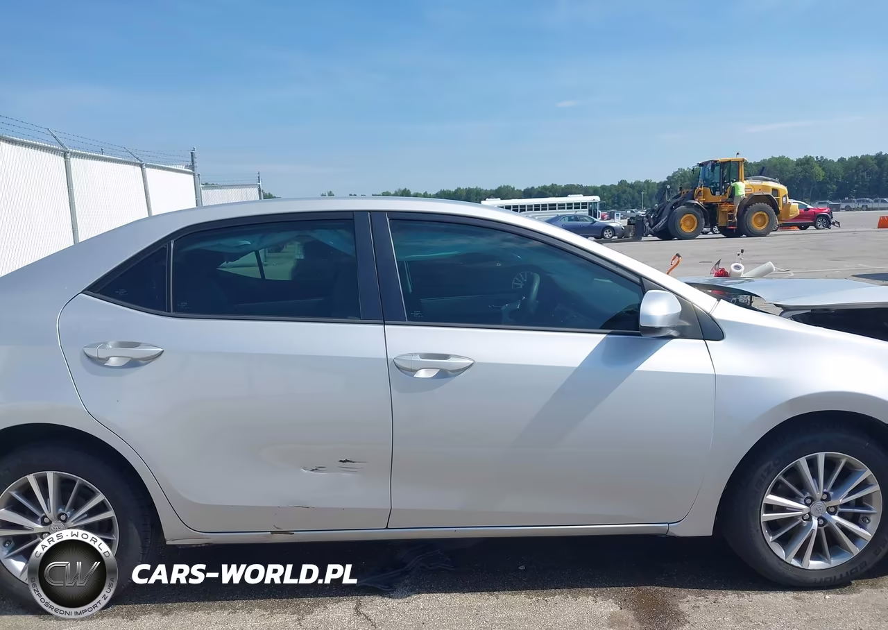 2015 Toyota Corolla Le Plus VIN:5YFBURHE8FP229462 - 13