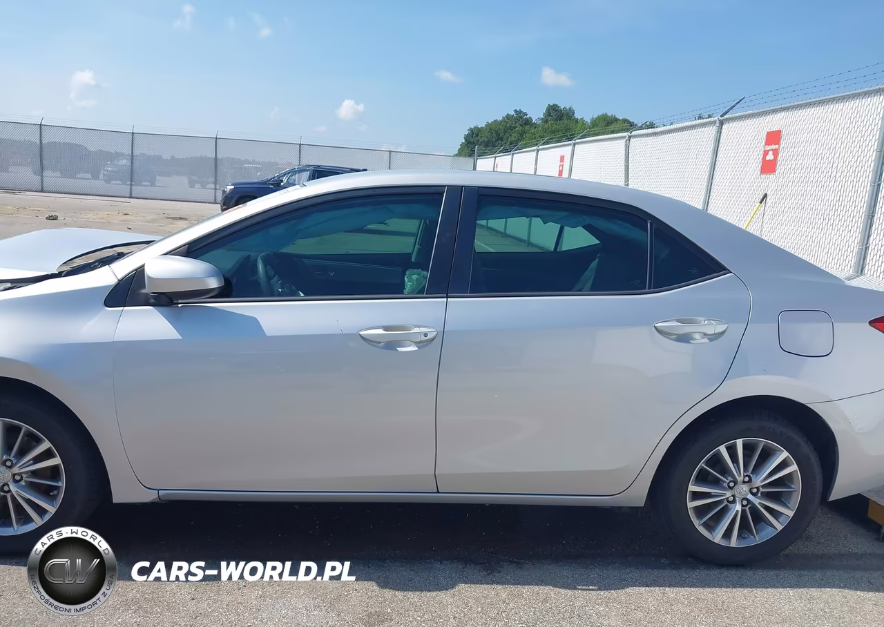2015 Toyota Corolla Le Plus VIN:5YFBURHE8FP229462 - 14