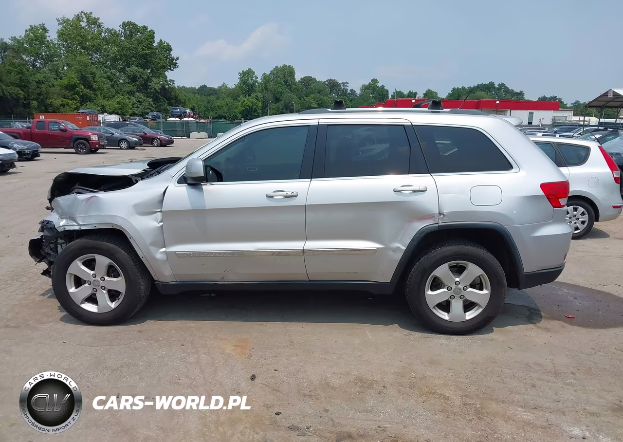 2012 Jeep Grand Cherokee Laredo VIN:1C4RJFAG0CC332929 - 14