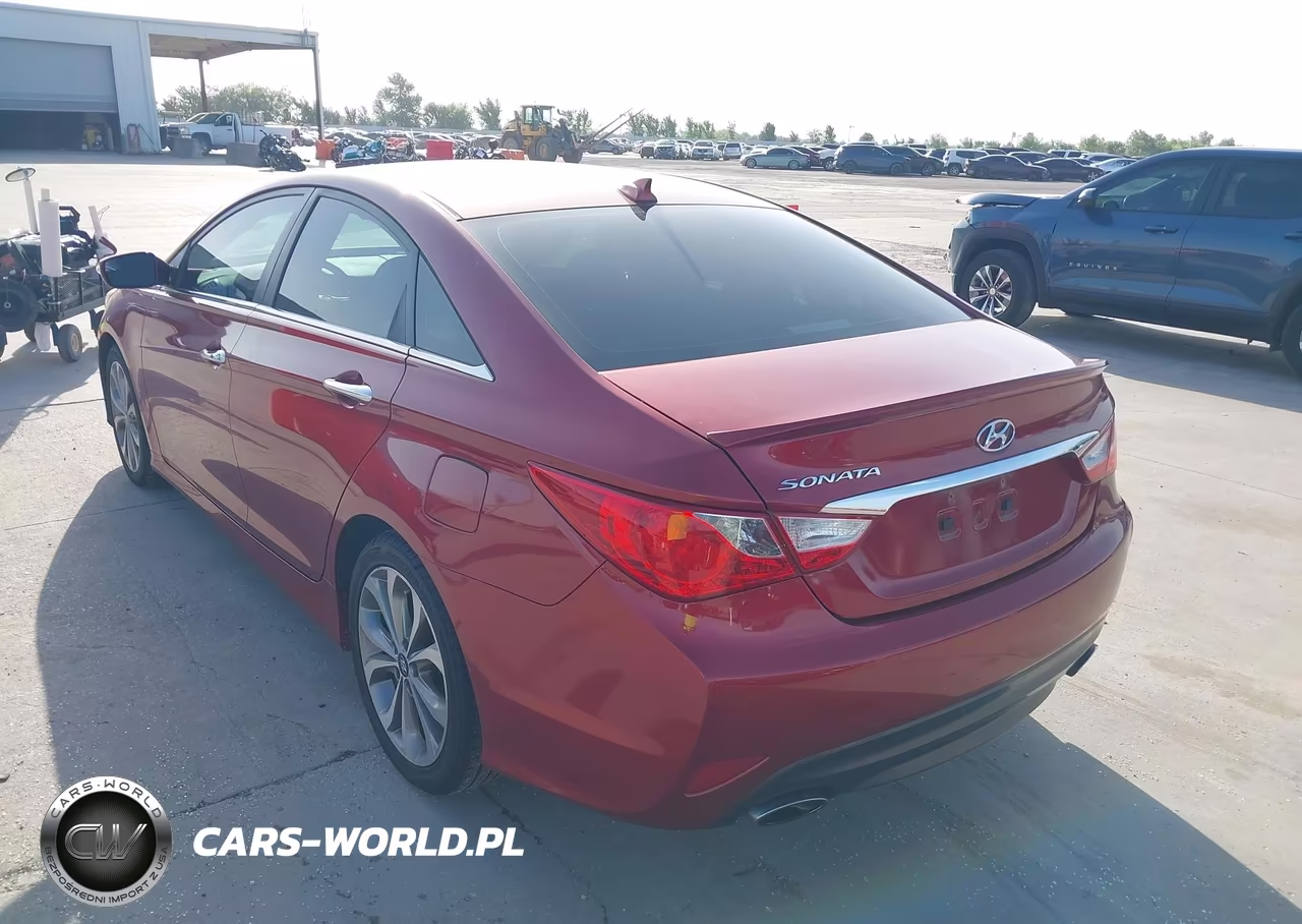 2014 Hyundai Sonata Se VIN:5NPEC4AC3EH823495 - 3