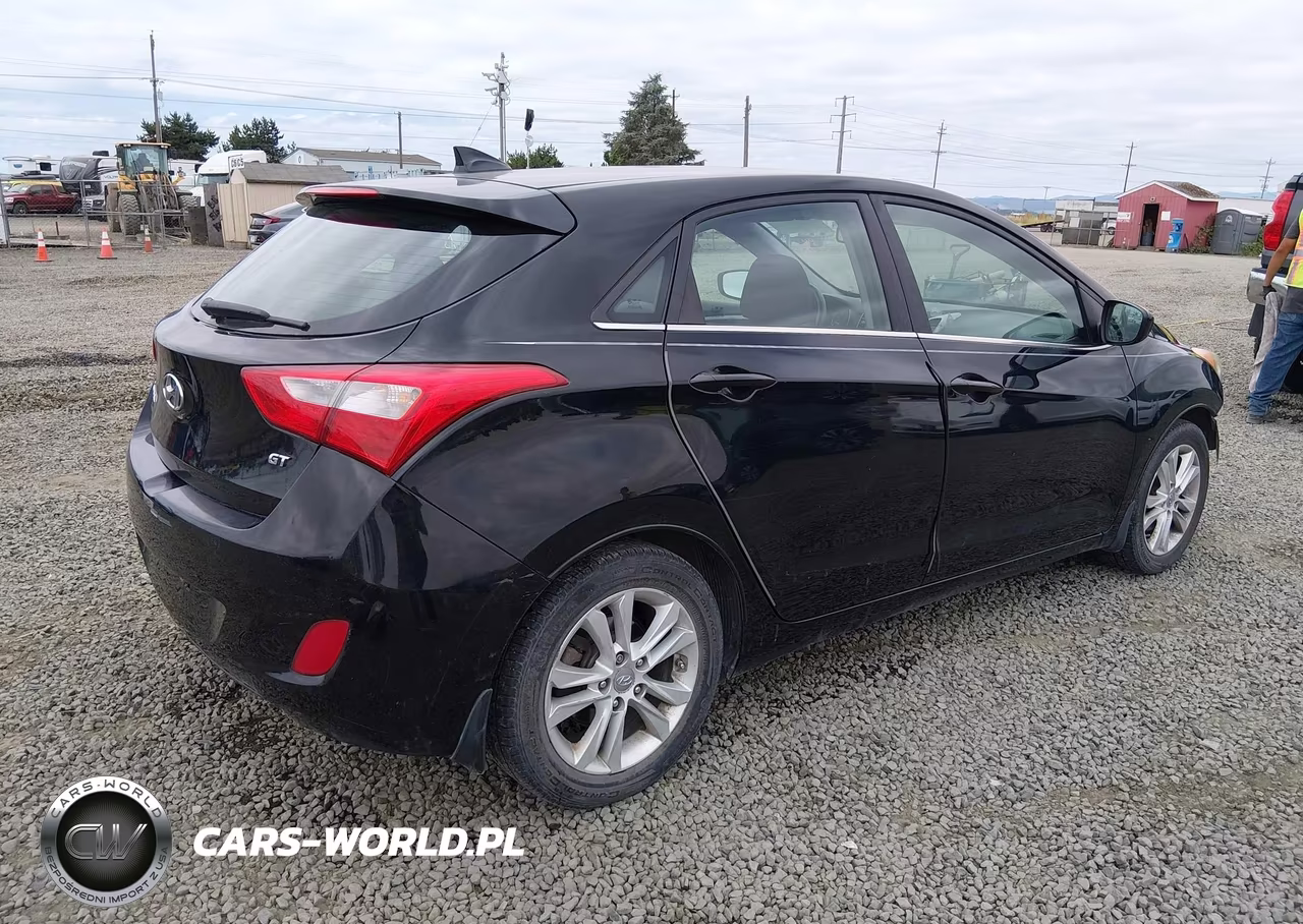 2013 Hyundai Elantra Gt VIN:KMHD35LE9DU129880 - 4
