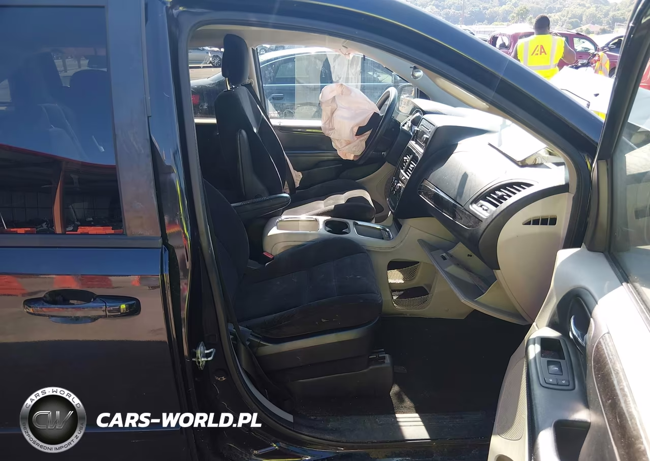 2014 Dodge Grand Caravan Sxt VIN:2C4RDGCG2ER264282 - 5