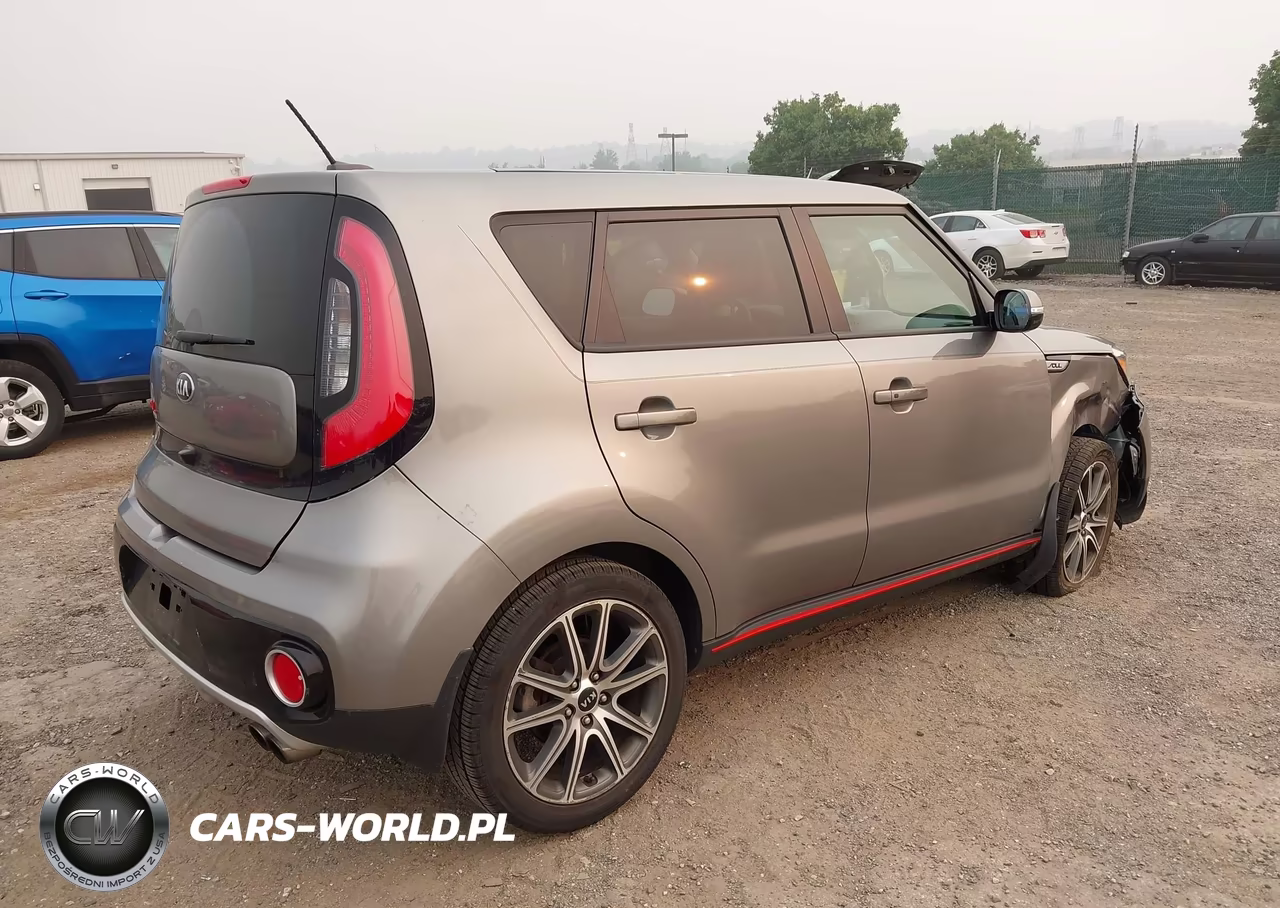 2018 Kia Soul ! VIN:KNDJX3AA2J7515468 - 4