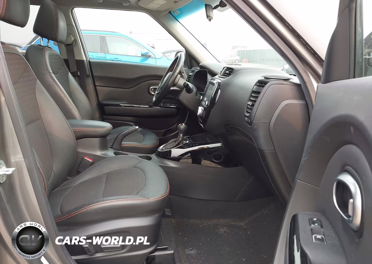 2018 Kia Soul ! VIN:KNDJX3AA2J7515468 - 5