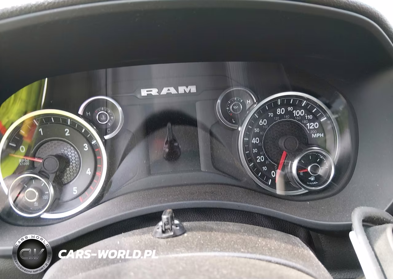 2024 Ram 3500 VIN:3C7WRTCL8RG345294 - 7