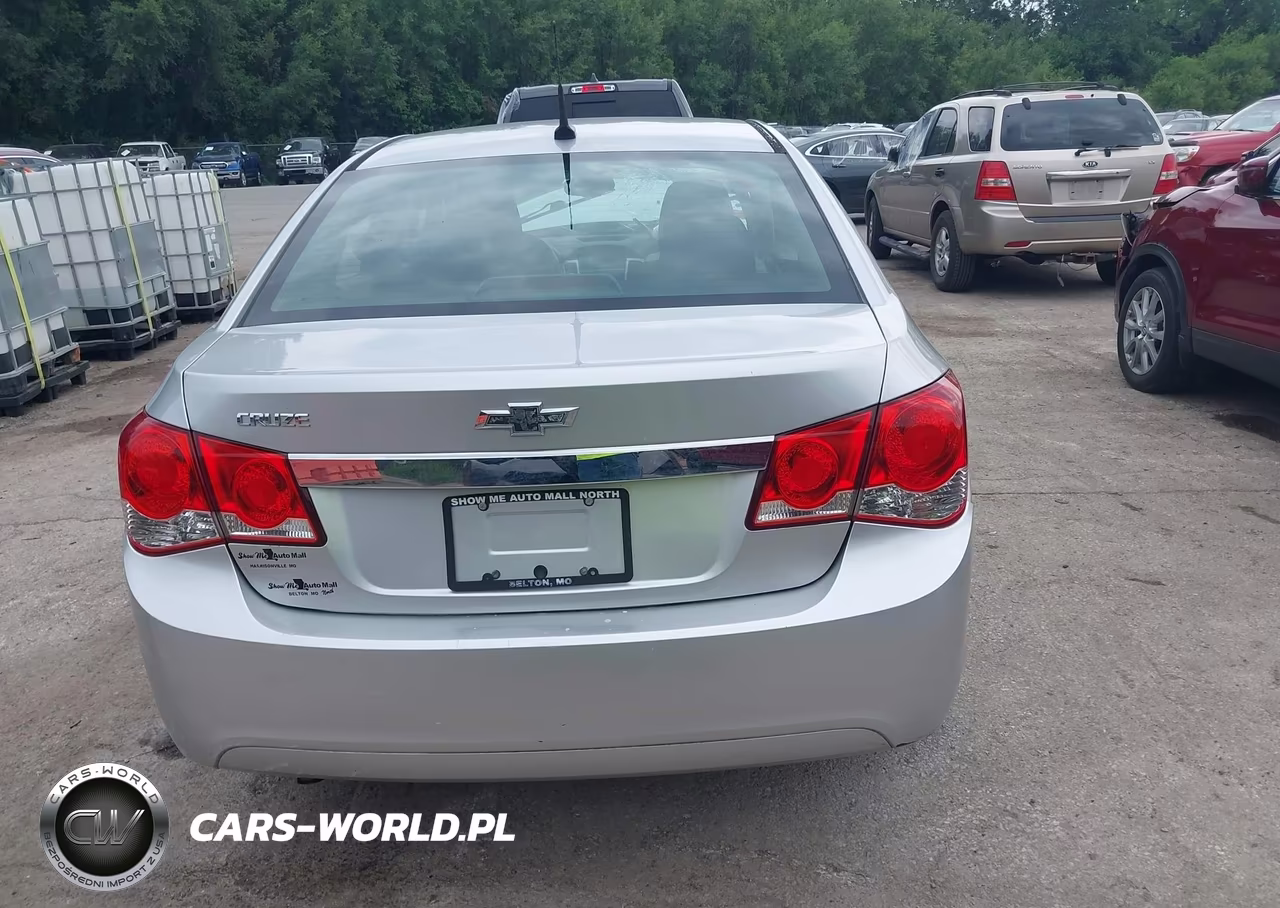 2014 Chevrolet Cruze Ls Auto VIN:1G1PA5SH6E7293485 - 17