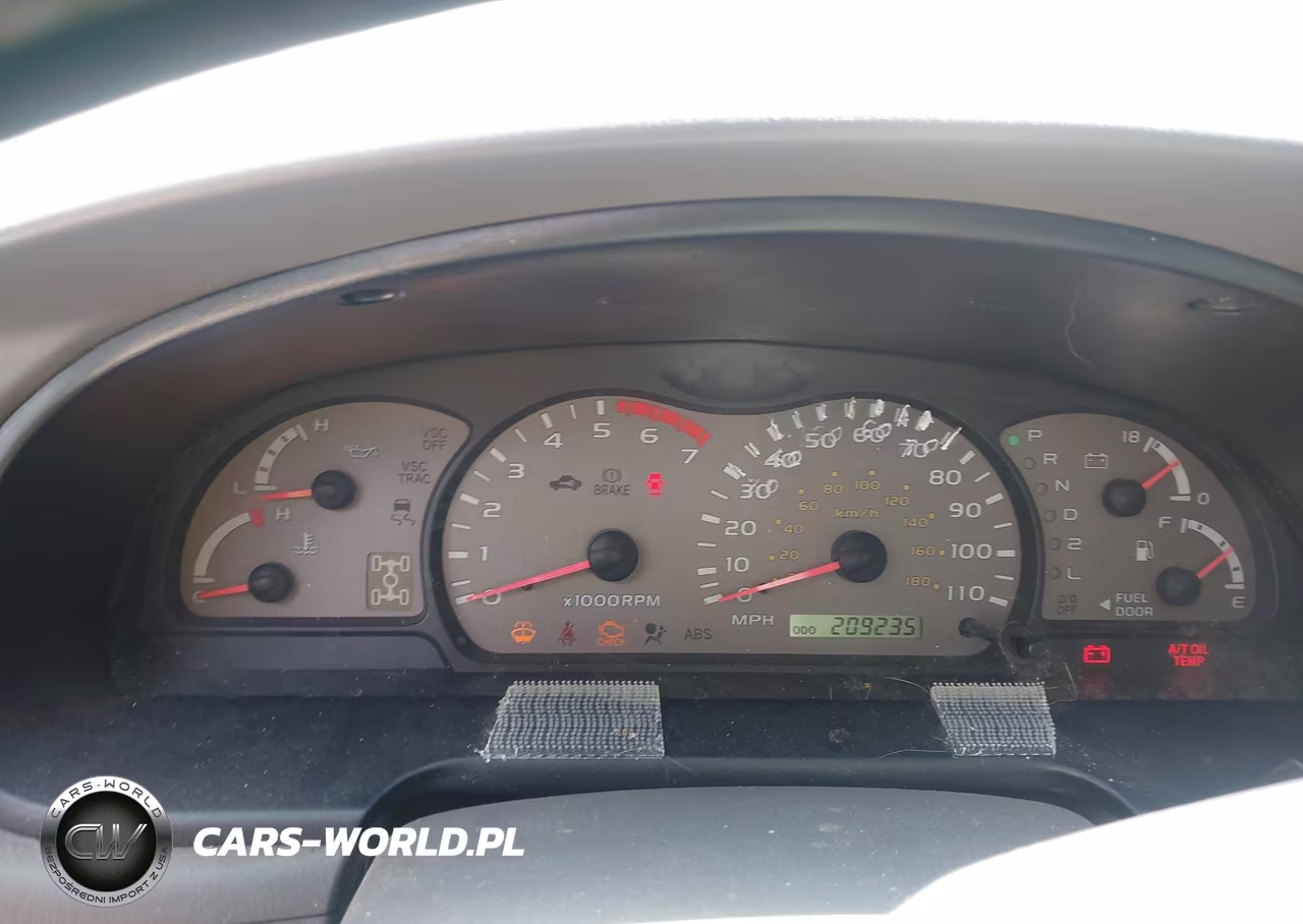 2003 Toyota Sequoia Limited V8 VIN:5TDBT48A53S158145 - 7