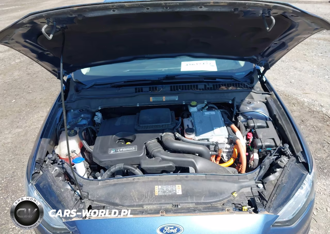 2018 Ford Fusion Hybrid S VIN:3FA6P0UU1JR261616 - 10
