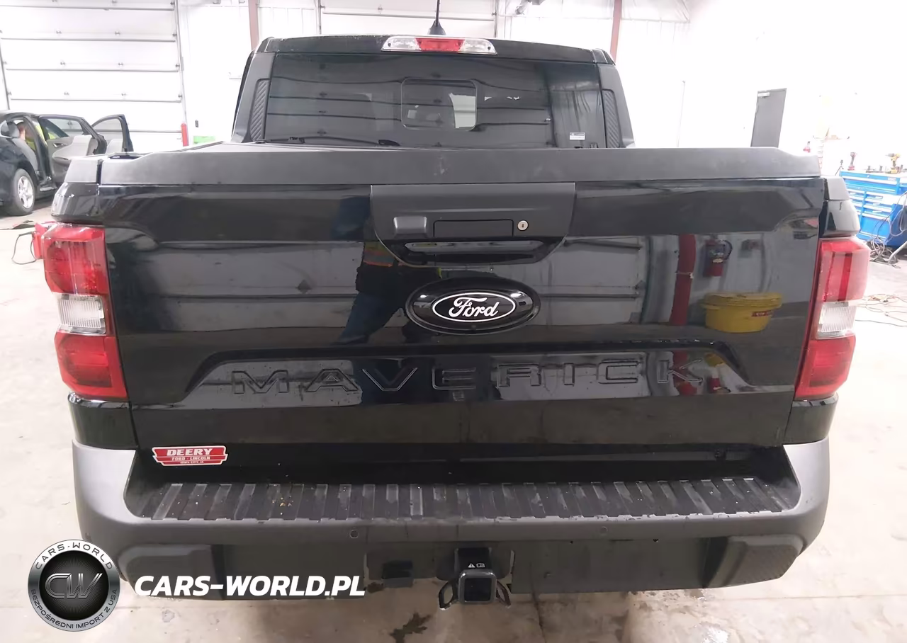 2025 Ford Maverick Lariat VIN:3FTTW8SA6SRB72195 - 17