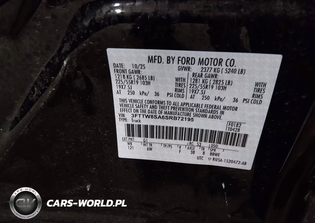 2025 Ford Maverick Lariat VIN:3FTTW8SA6SRB72195 - 9
