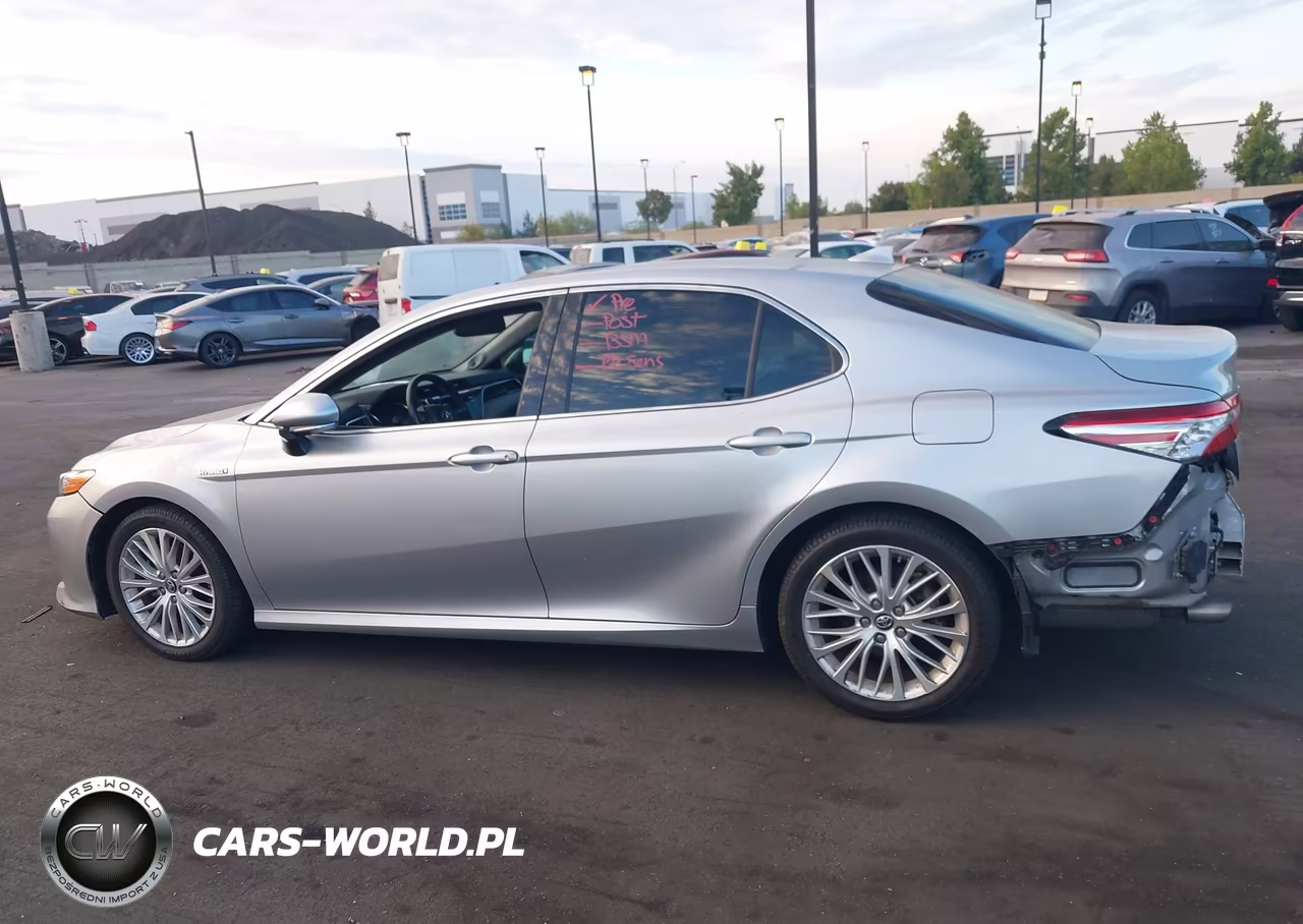 2018 Toyota Camry Hybrid Xle VIN:4T1B21HK0JU003873 - 15