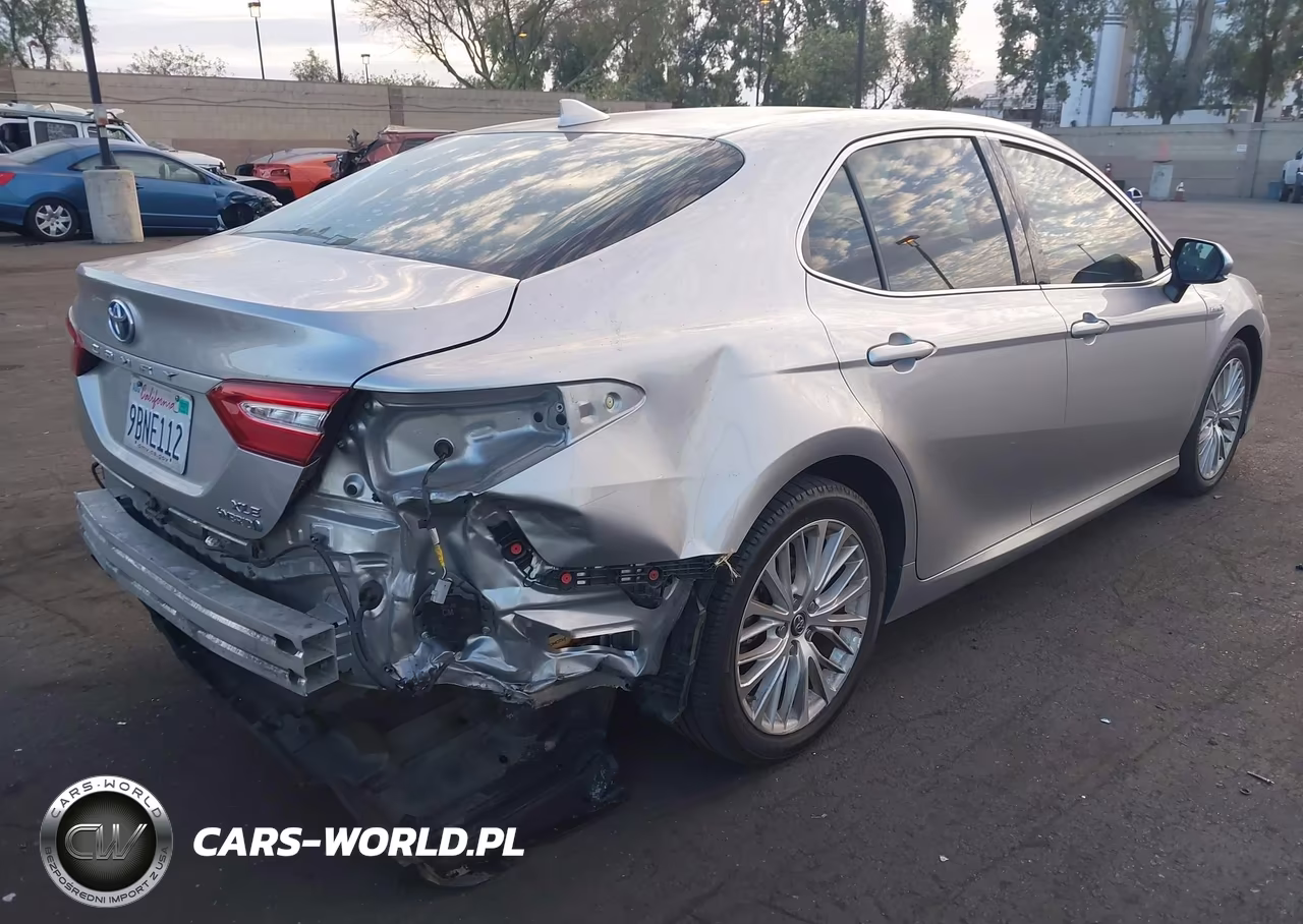 2018 Toyota Camry Hybrid Xle VIN:4T1B21HK0JU003873 - 4