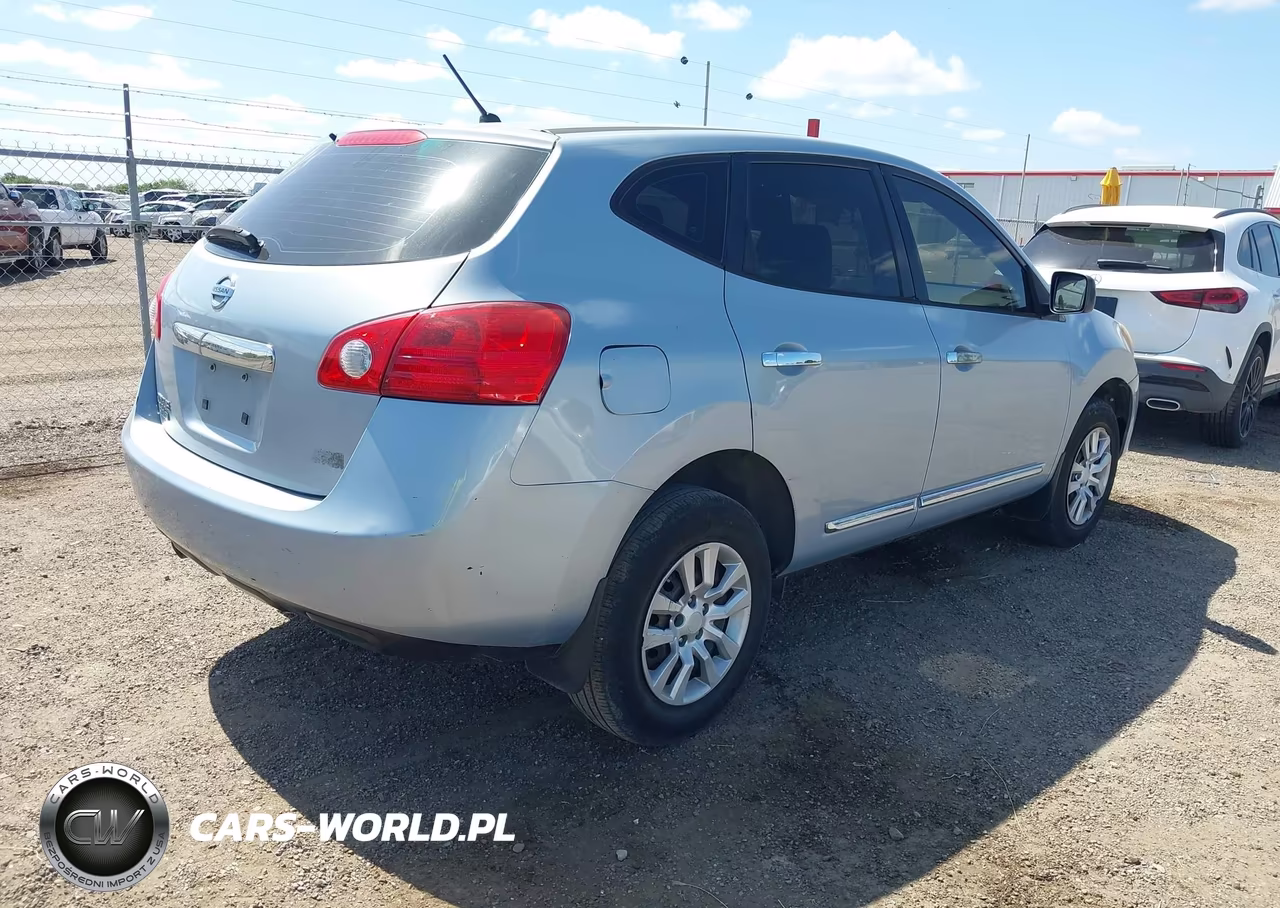 2014 Nissan Rogue Select S VIN:JN8AS5MTXEW103239 - 4