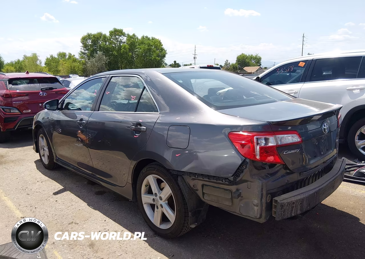 2014 Toyota Camry Se VIN:4T1BF1FK1EU331591 - 15