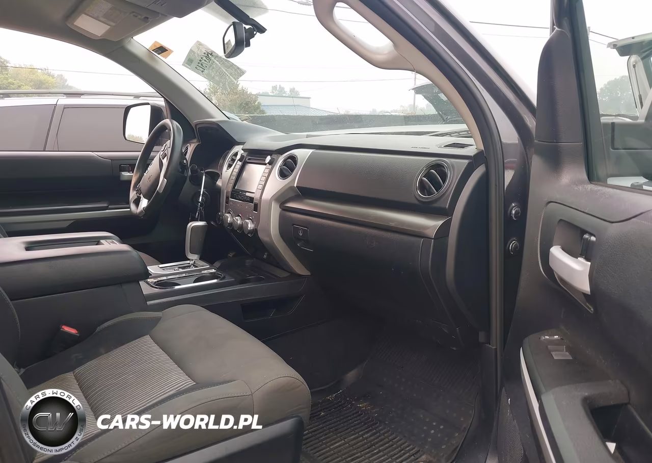 2017 Toyota Tundra Sr5 5.7L V8 VIN:5TFDW5F12HX636760 - 5