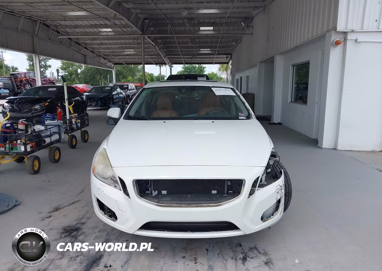 2012 Volvo S60 T5-T5 W-Moonroof VIN:YV1622FS2C2137260 - 13