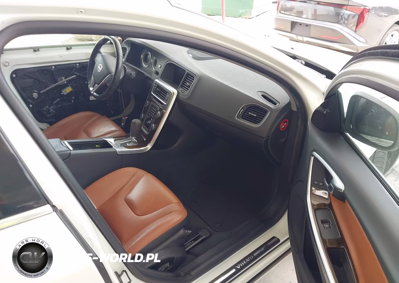 2012 Volvo S60 T5-T5 W-Moonroof VIN:YV1622FS2C2137260 - 5