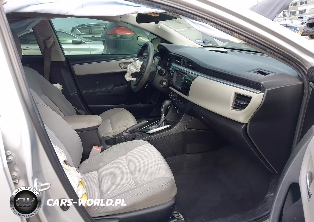 2015 Toyota Corolla Le VIN:5YFBURHE4FP339392 - 5