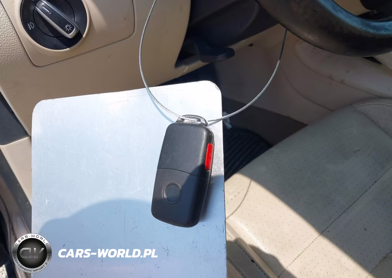 2012 Volkswagen Eos Komfort VIN:WVWBW7AH2CV009407 - 11