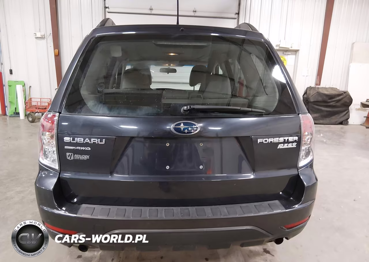 2013 Subaru Forester 2.5X Premium VIN:JF2SHADC2DH410755 - 16