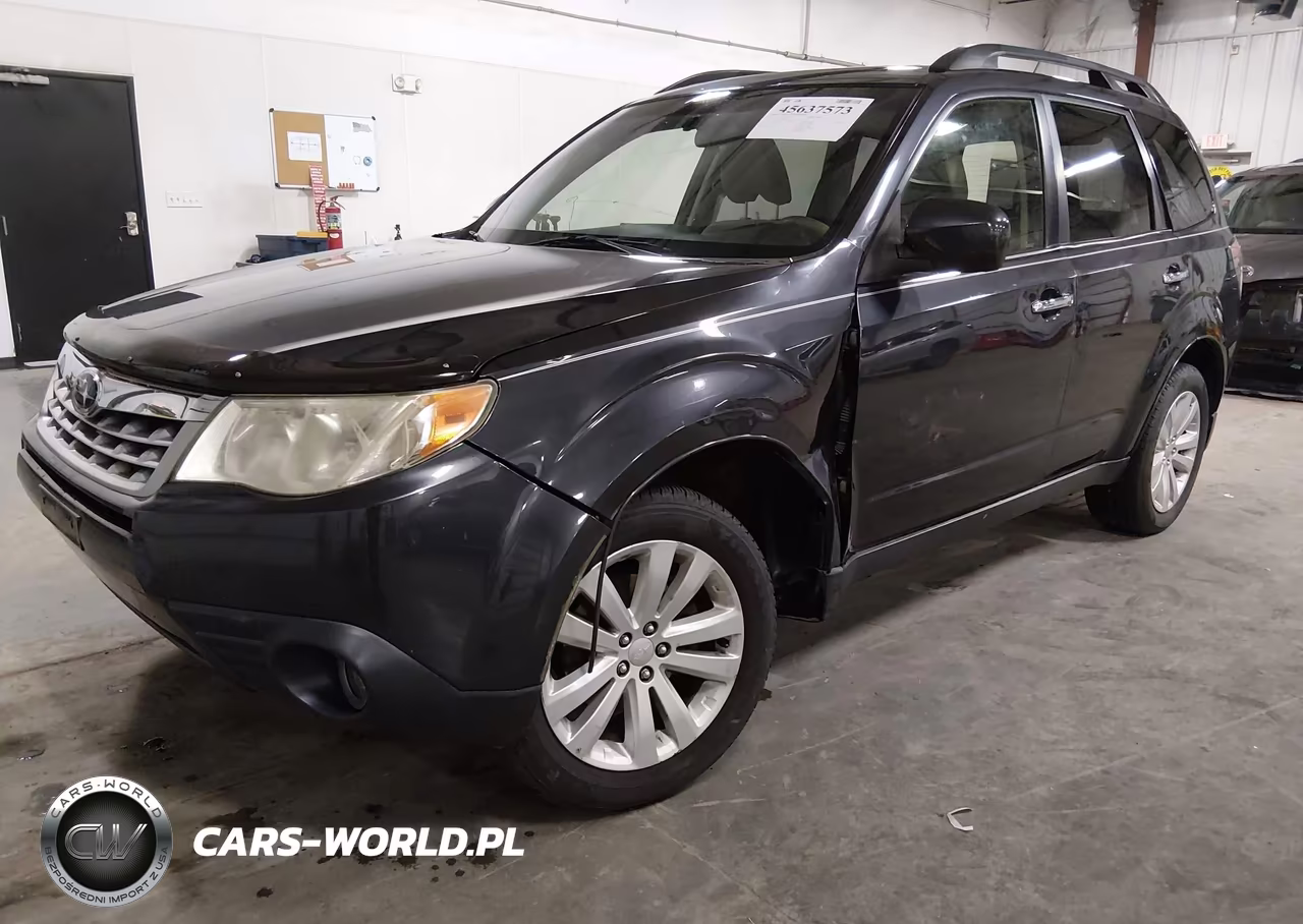 2013 Subaru Forester 2.5X Premium VIN:JF2SHADC2DH410755 - 2