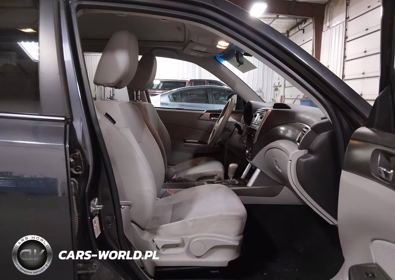 2013 Subaru Forester 2.5X Premium VIN:JF2SHADC2DH410755 - 5