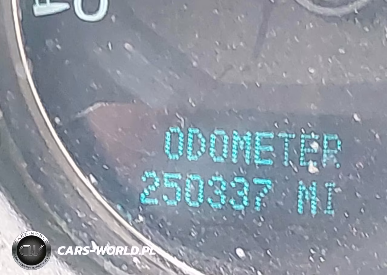 2010 GMC Yukon Denali VIN:1GKUKEEF1AR155972 - 15