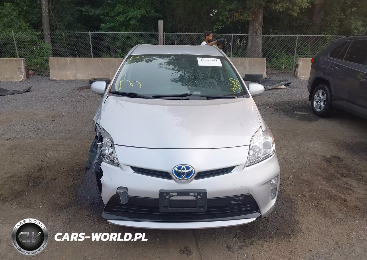 2012 Toyota Prius VIN:JTDKN3DU5C1553749 - 12