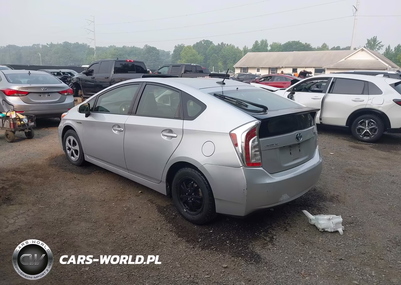 2012 Toyota Prius VIN:JTDKN3DU5C1553749 - 3
