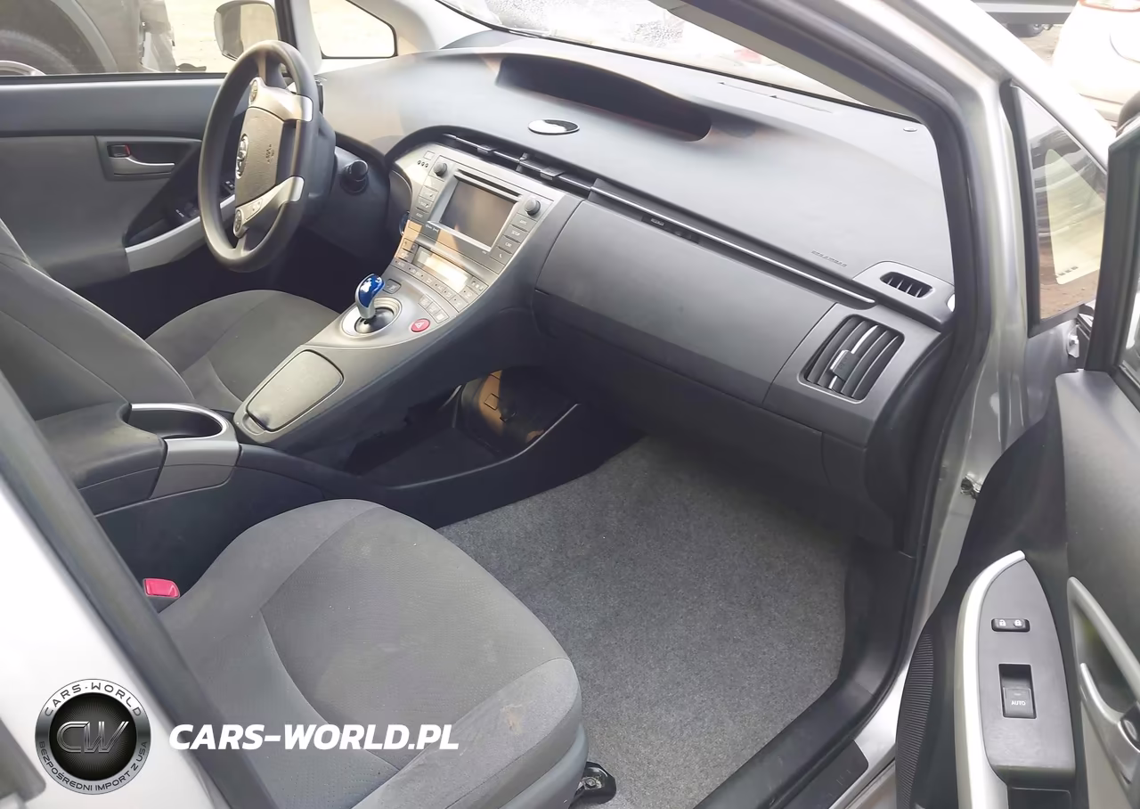 2012 Toyota Prius VIN:JTDKN3DU5C1553749 - 5