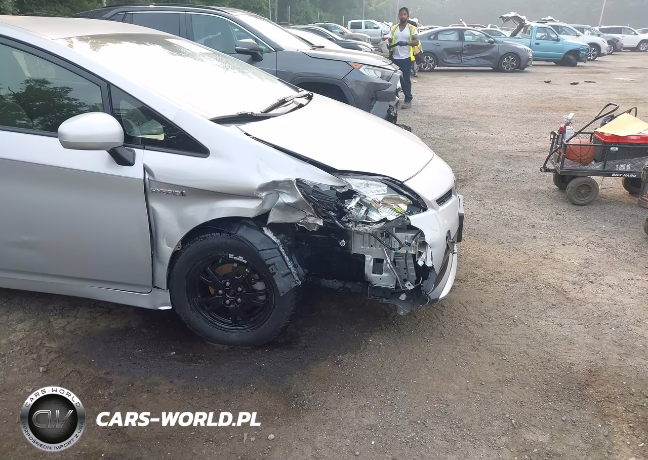 2012 Toyota Prius VIN:JTDKN3DU5C1553749 - 6