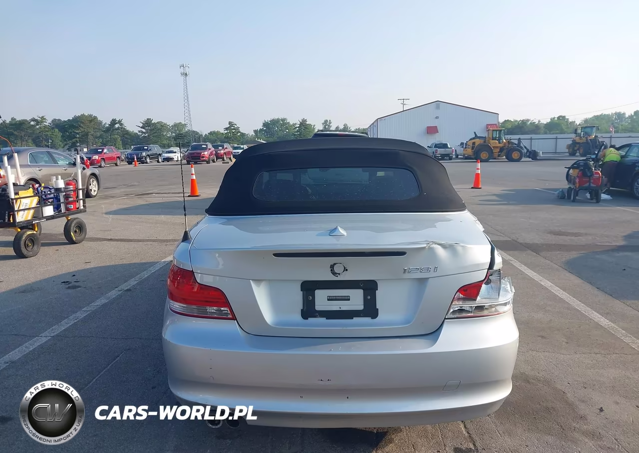 2009 BMW 128I VIN:WBAUL73569VJ74984 - 16