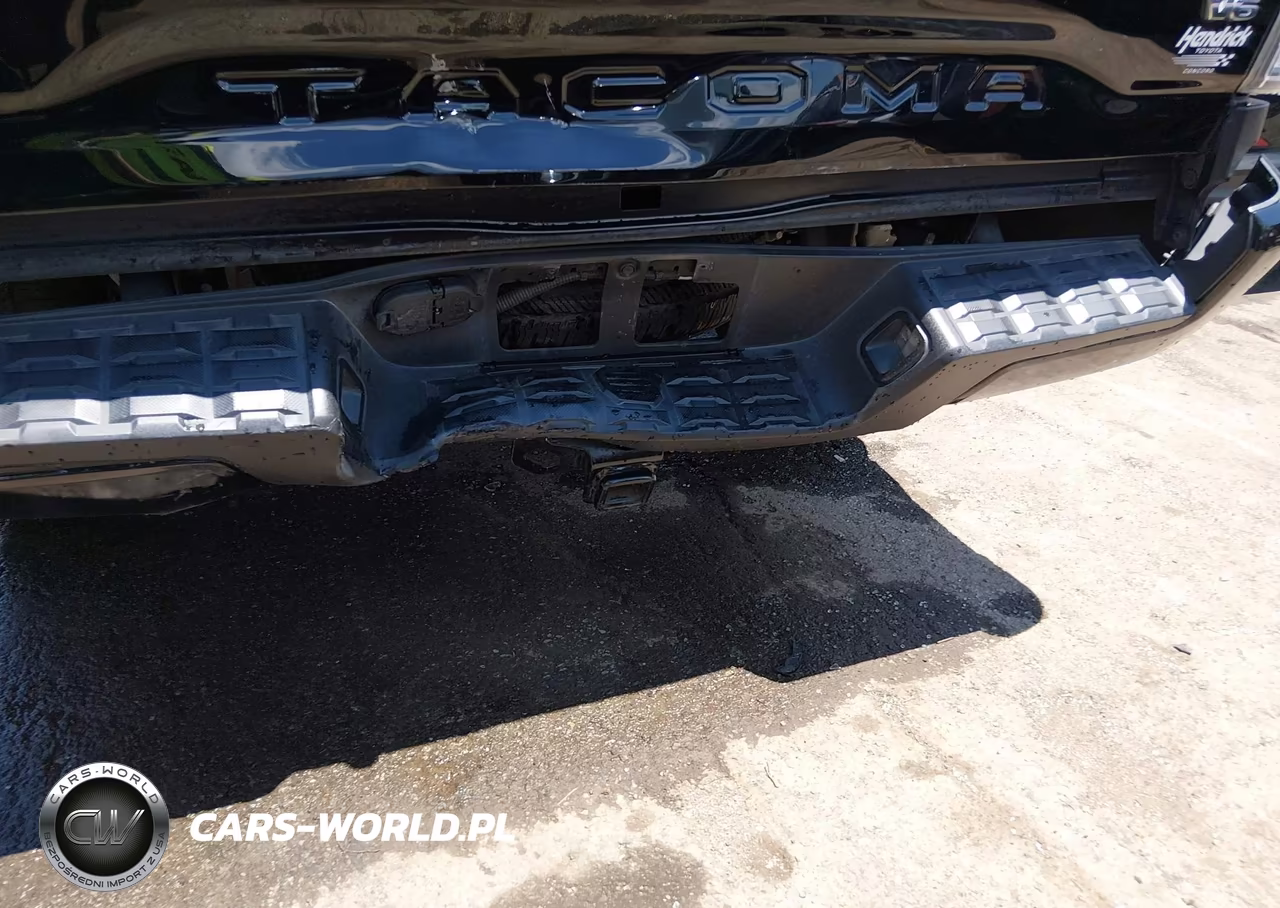 2023 Toyota Tacoma VIN:3TMAZ5CN0PM208160 - 17