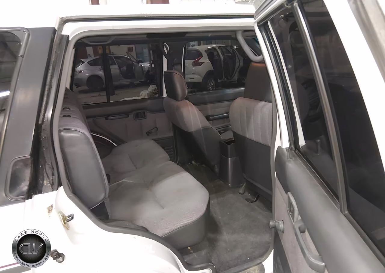 1994 Nissan Pathfinder Le-Se-Xe VIN:JN8HD17Y6RW228804 - 8