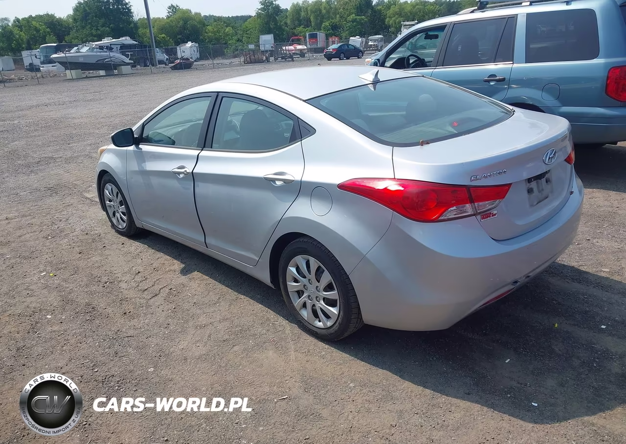 2012 Hyundai Elantra Gls VIN:5NPDH4AE7CH072915 - 3