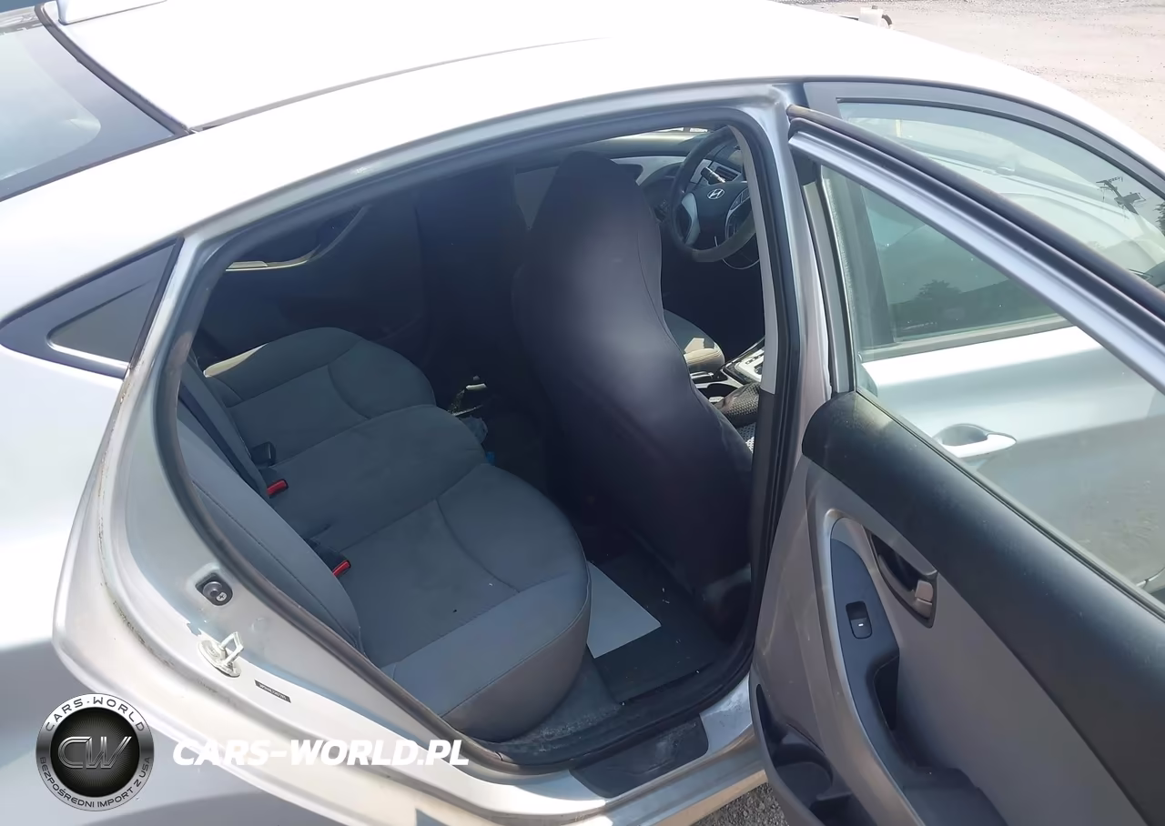 2012 Hyundai Elantra Gls VIN:5NPDH4AE7CH072915 - 8