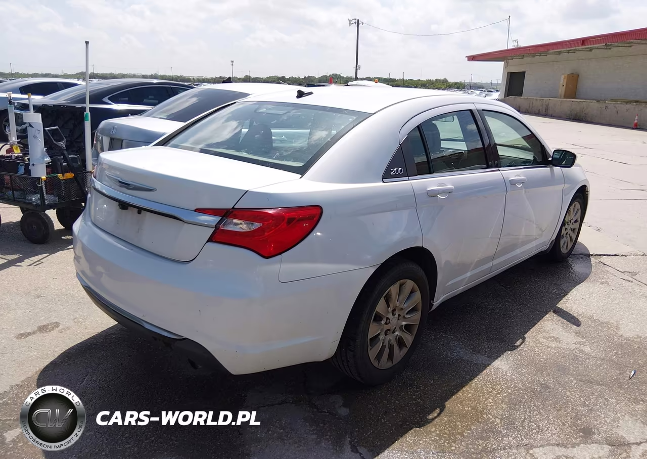 2014 Chrysler 200 Lx VIN:1C3CCBAB1EN122073 - 4