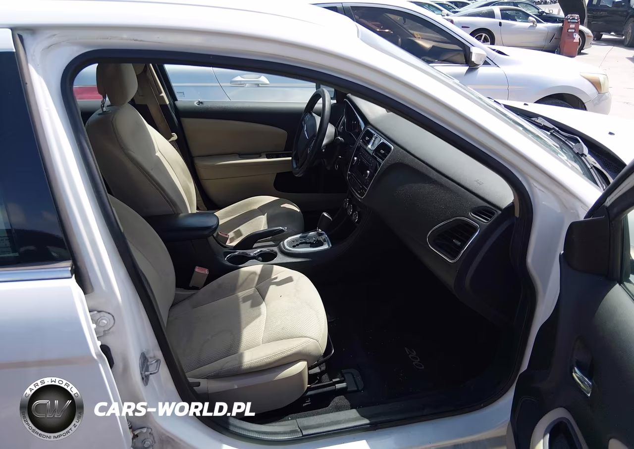 2014 Chrysler 200 Lx VIN:1C3CCBAB1EN122073 - 5