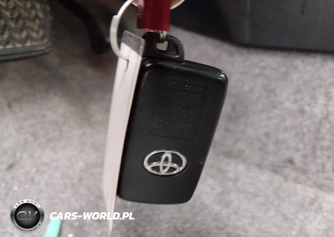 2014 Toyota Prius Four VIN:JTDKN3DU1E1751893 - 11