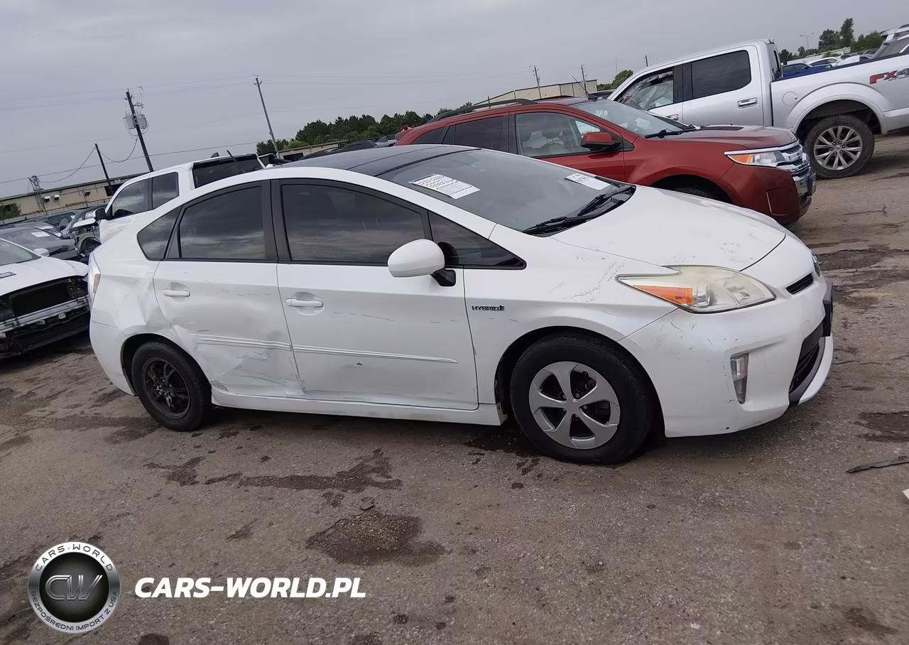 2014 Toyota Prius Four VIN:JTDKN3DU1E1751893 - 13
