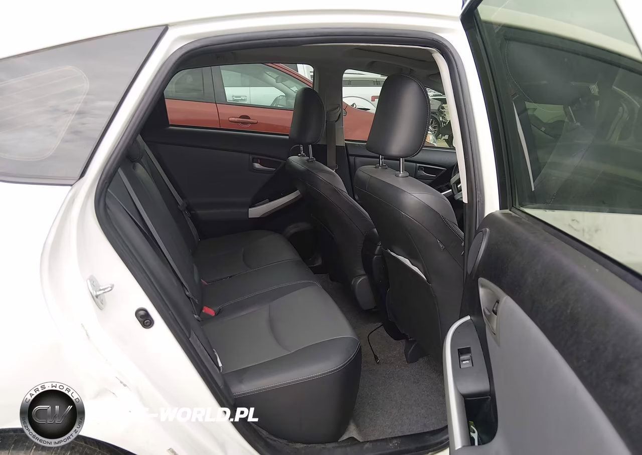 2014 Toyota Prius Four VIN:JTDKN3DU1E1751893 - 8